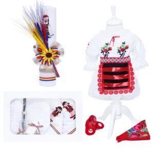 Set complet traditional pentru botez compus din 13 piese, costum popular, lumanare cu tarancuta si trusou brodat cu tarancuta format din 7 piese, REC1599